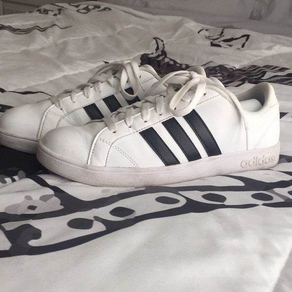 adidas cloudfoam advantage stripe